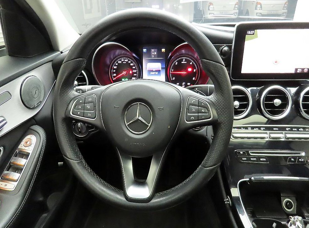 벤츠 C 클래스 C220 d 아방가르드 사진 7