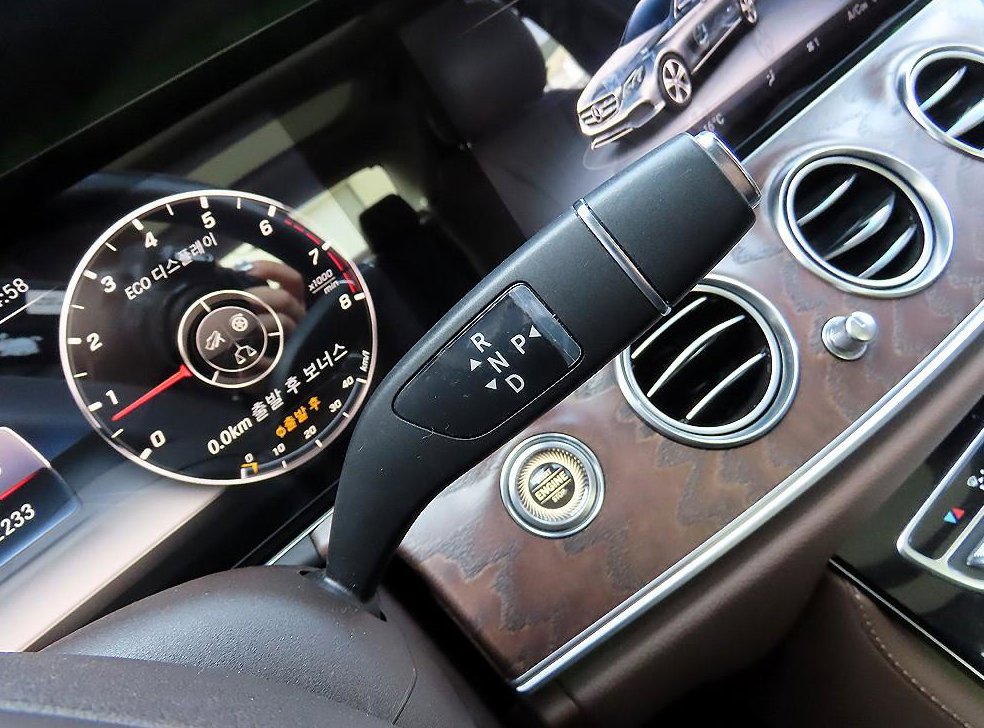 벤츠 E 클래스 E300 익스클루시브 사진 10