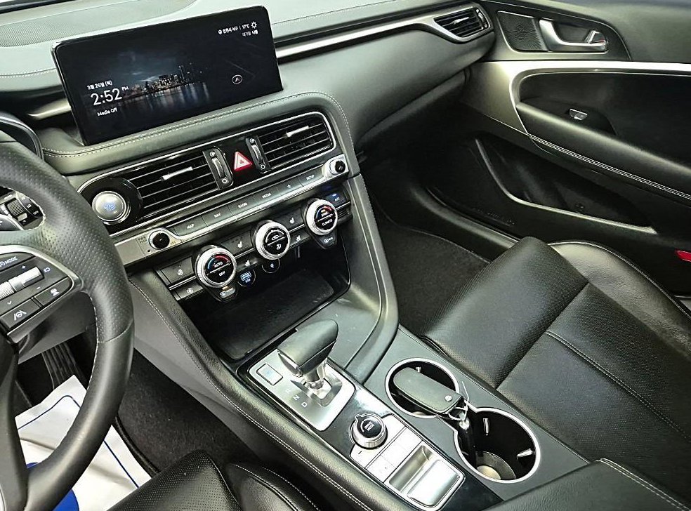 제네시스 G70 가솔린 2.0T 4WD 사진 11