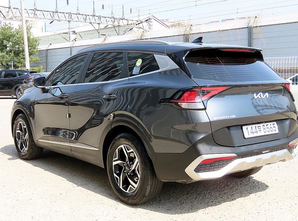 기아 스포티지 2.0 디젤 2WD 사진 3