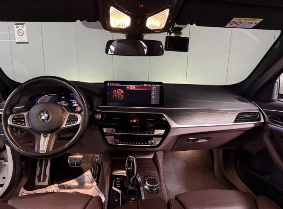 BMW 5시리즈 523d M 스포츠 사진 14