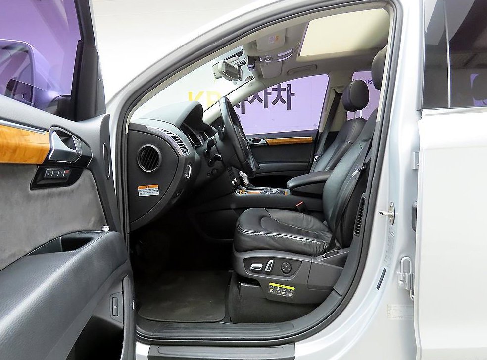아우디 Q7 3.0 TDI 콰트로 사진 13