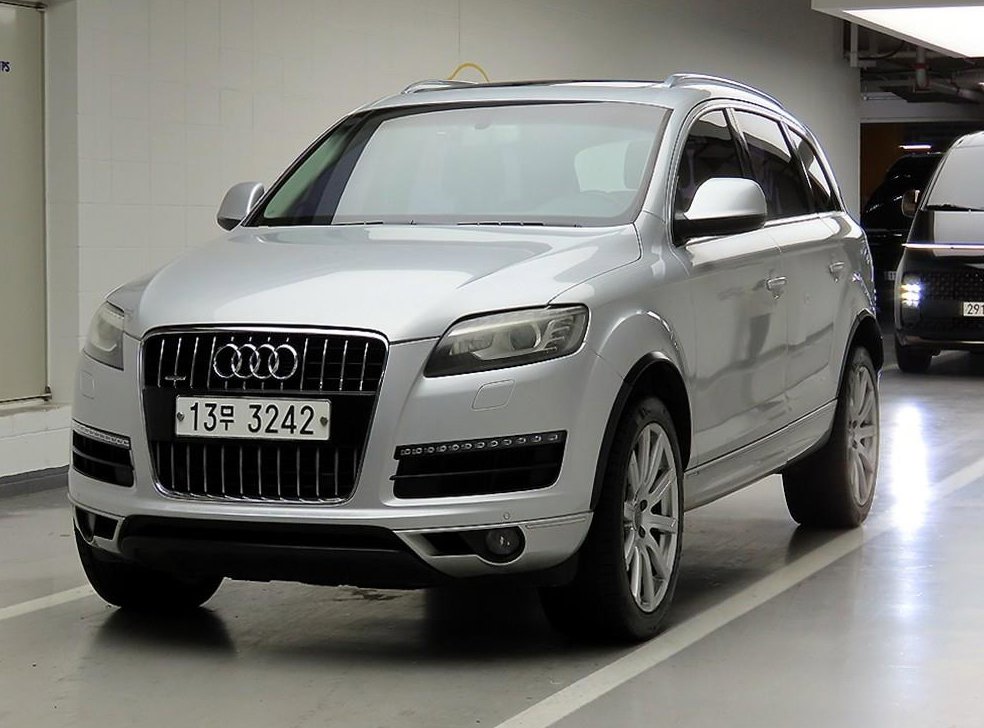 아우디 Q7 3.0 TDI 콰트로 사진 2