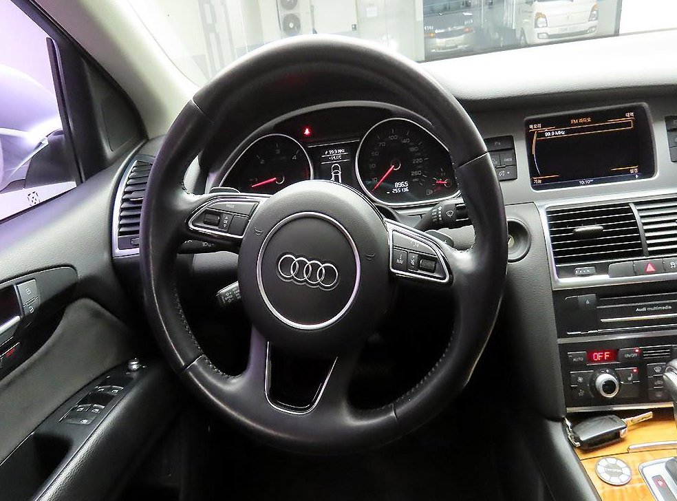 아우디 Q7 3.0 TDI 콰트로 사진 7