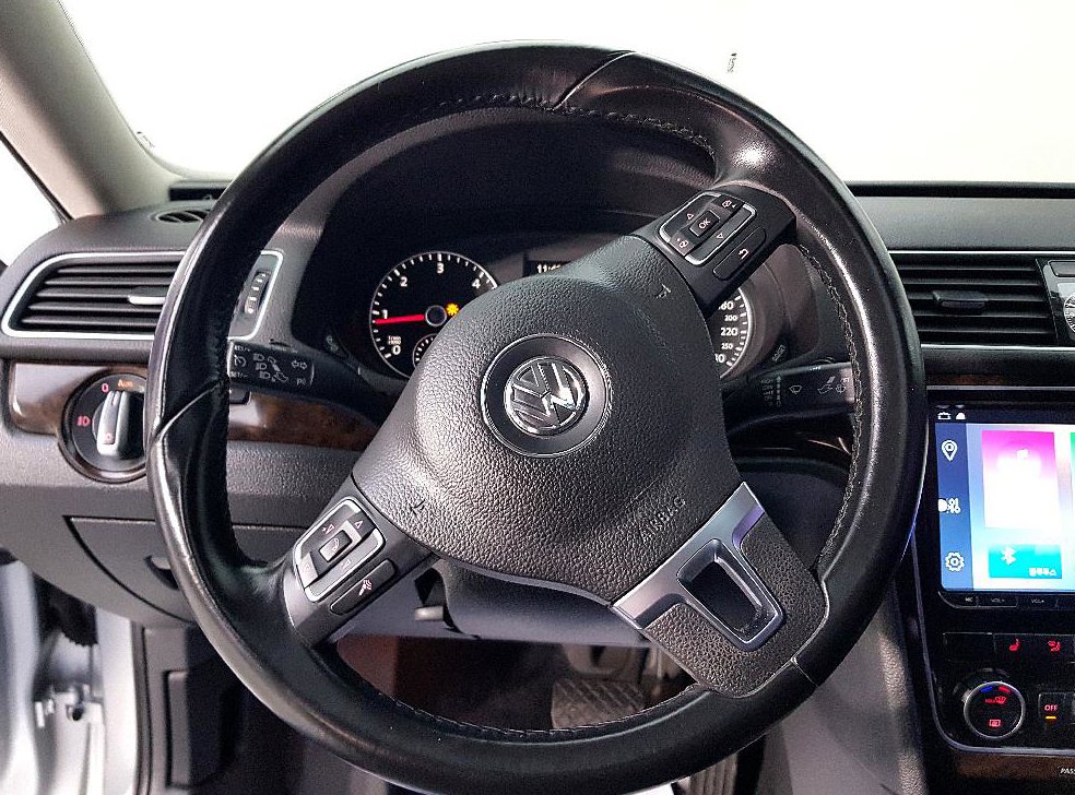 폭스바겐 파사트 2.0 TDI 사진 11