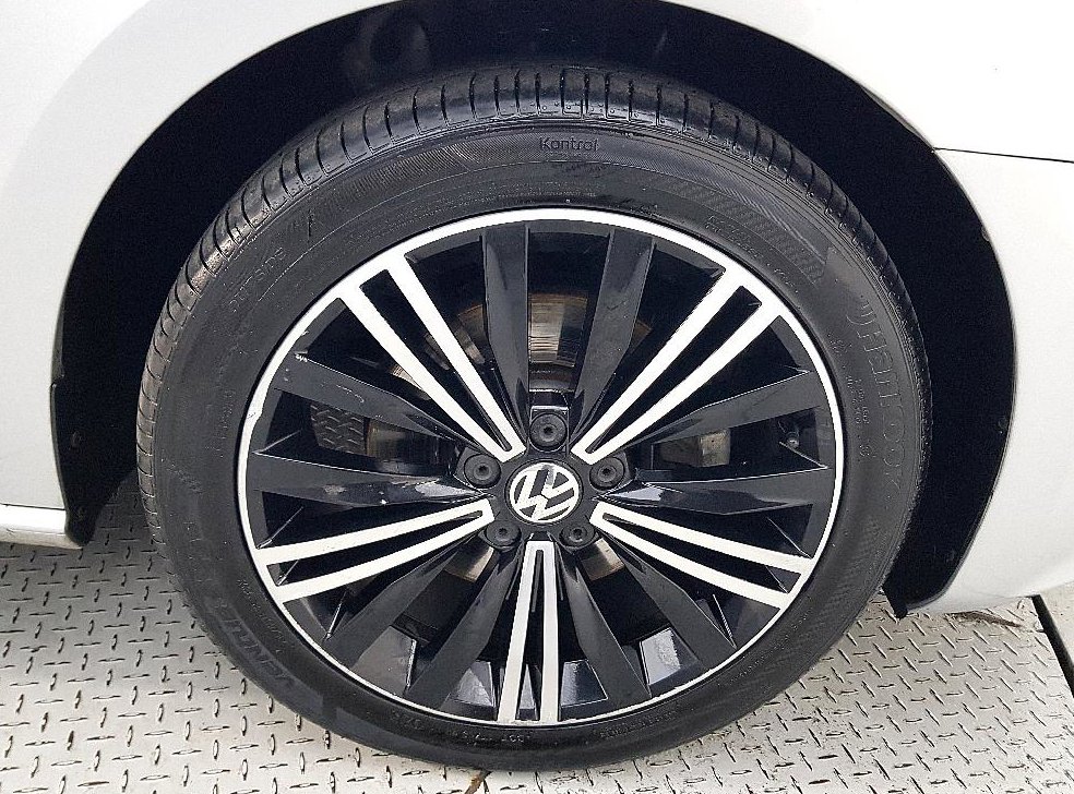 폭스바겐 파사트 2.0 TDI 사진 20