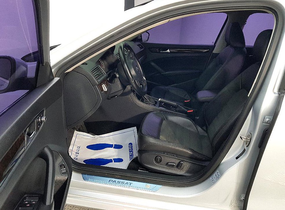 폭스바겐 파사트 2.0 TDI 사진 8