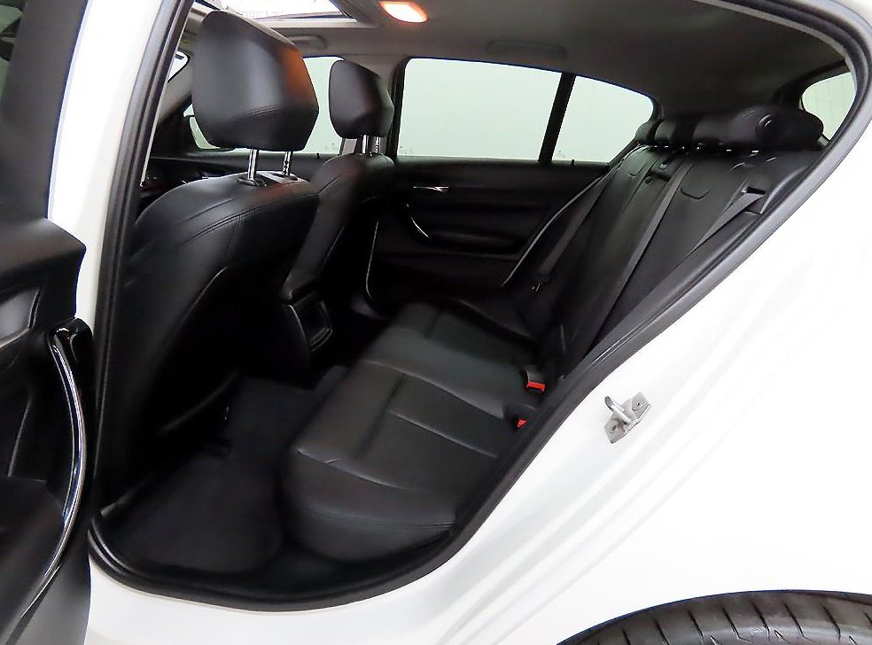 BMW 1시리즈 118d 스포츠 사진 6
