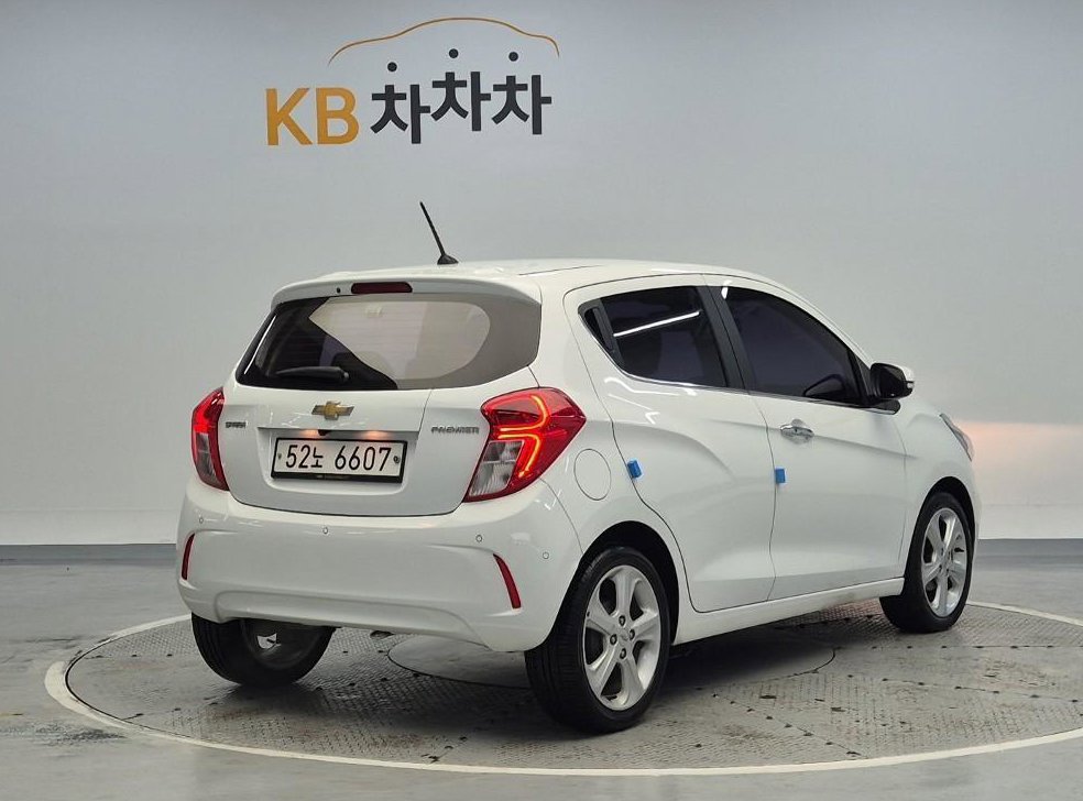 쉐보레 스파크 LT 사진 3