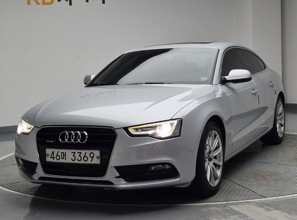 아우디 A5 2.0 TDI 콰트로 다이나믹 스포츠백