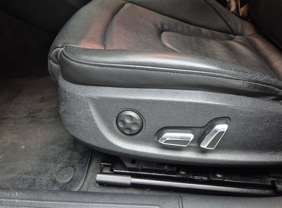 아우디 A5 2.0 TDI 콰트로 다이나믹 스포츠백 사진 10