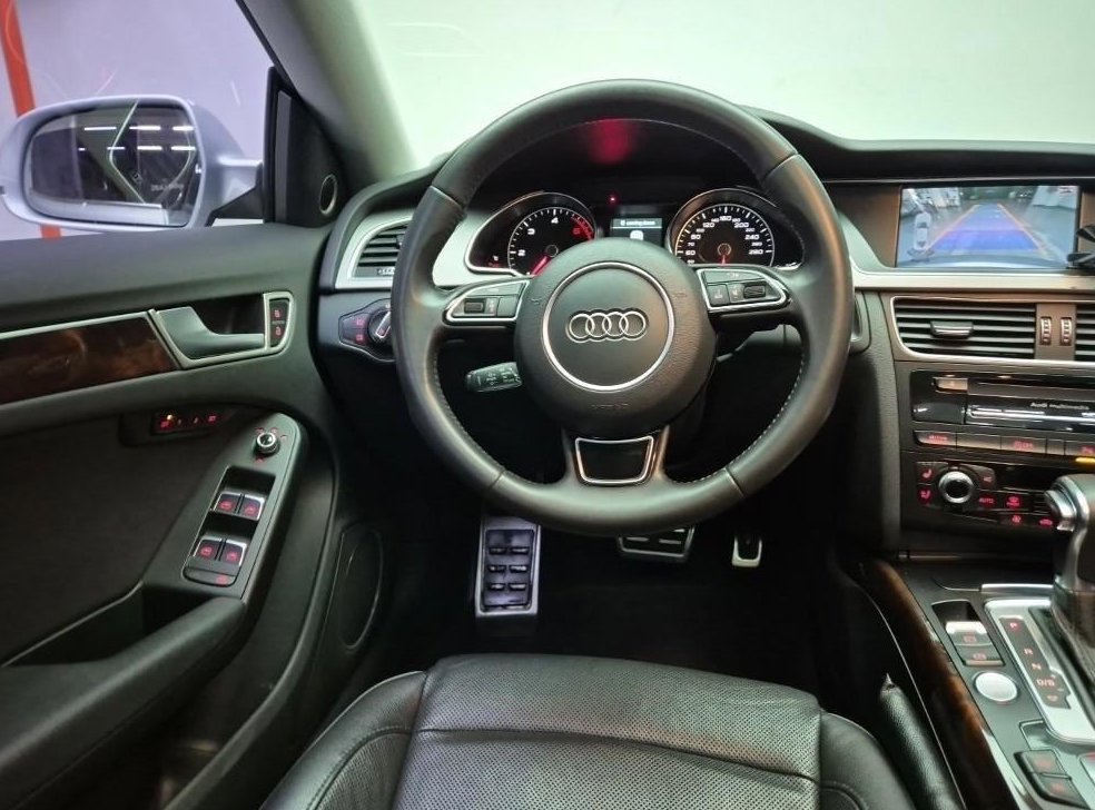 아우디 A5 2.0 TDI 콰트로 다이나믹 스포츠백 사진 17
