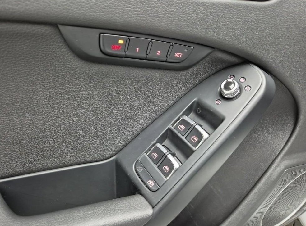 아우디 A5 2.0 TDI 콰트로 다이나믹 스포츠백 사진 9