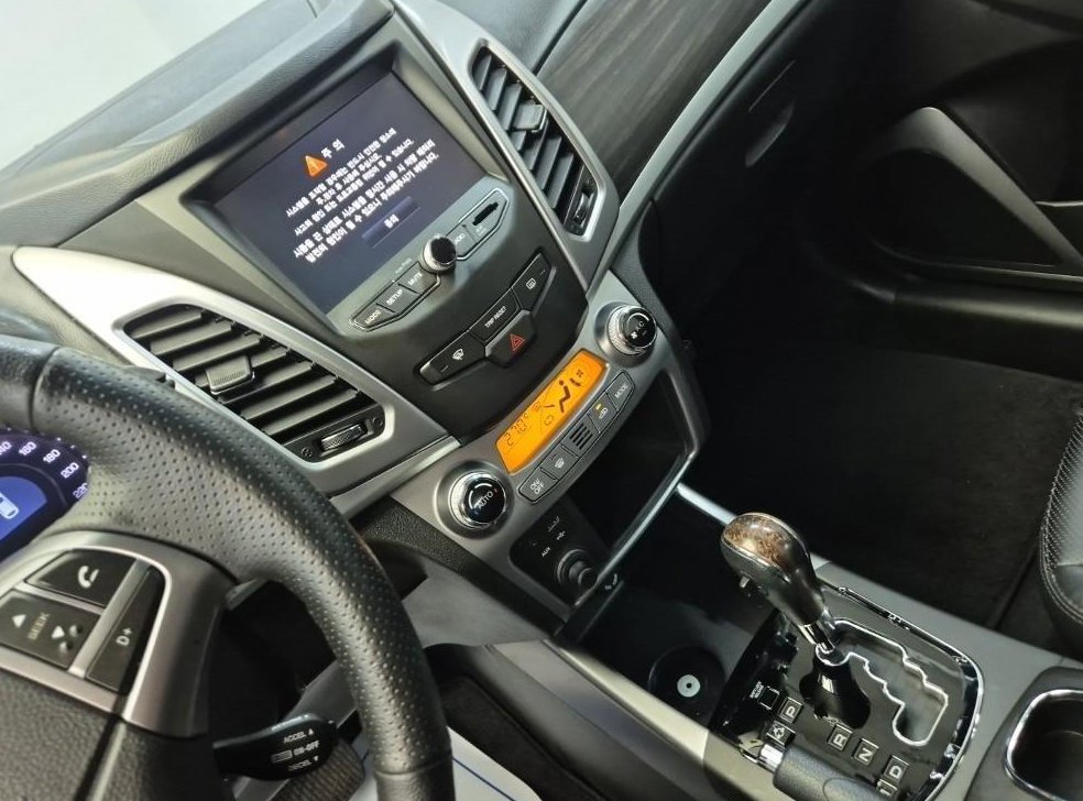 KG모빌리티(쌍용)  코란도 4WD 2.0 RX 사진 10