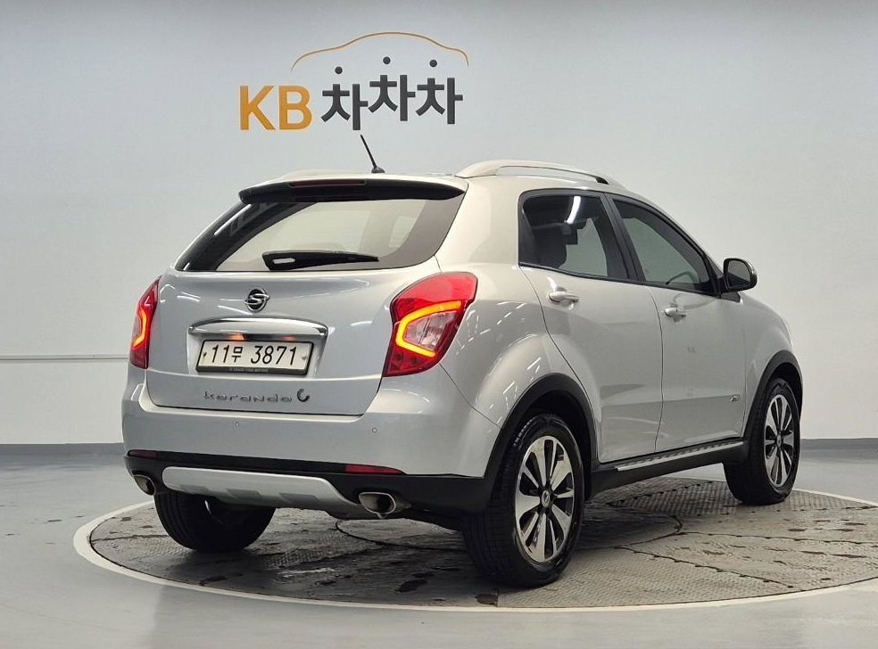 KG모빌리티(쌍용)  코란도 4WD 2.0 RX 사진 3