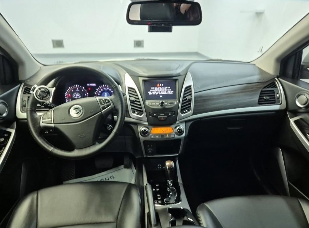 KG모빌리티(쌍용)  코란도 4WD 2.0 RX 사진 7