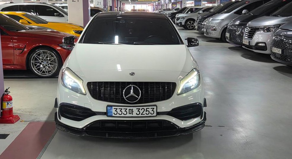 벤츠 A 클래스 A45 AMG 4MATIC 사진 2