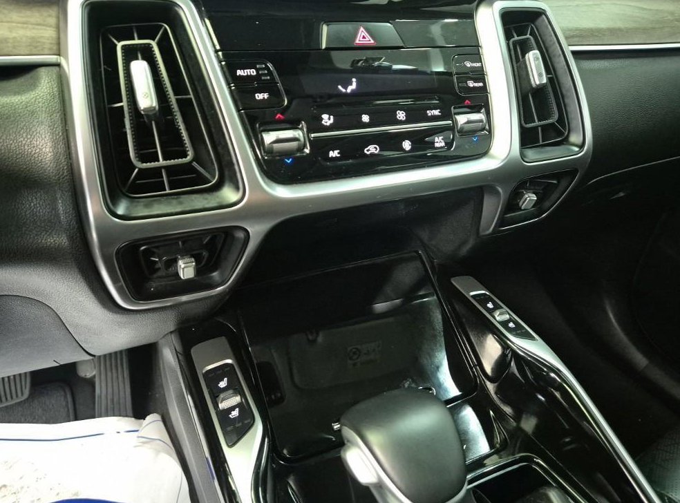 기아 쏘렌토 가솔린 2.5T 2WD 프레스티지 사진 17