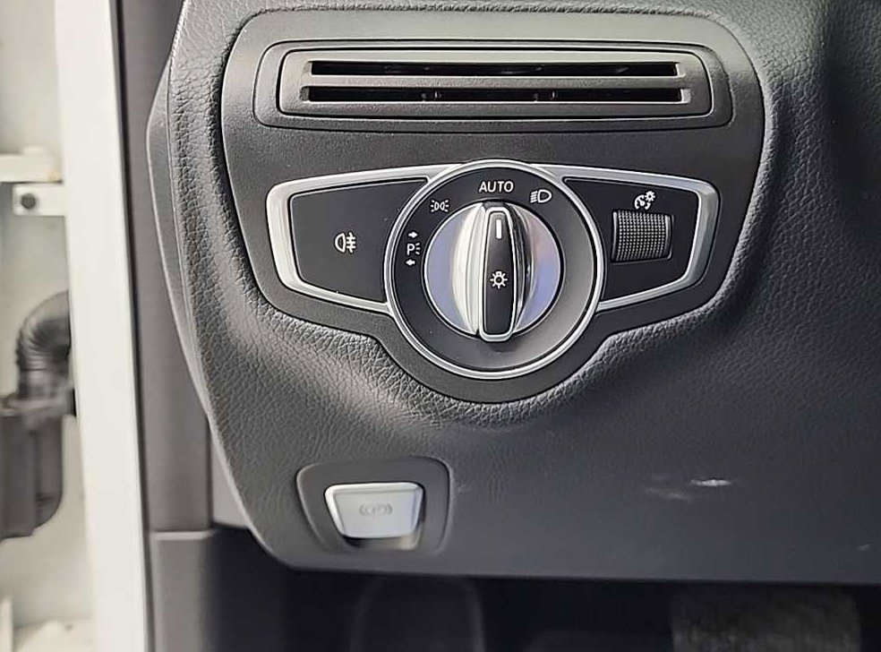 벤츠 C 클래스 C200 사진 18