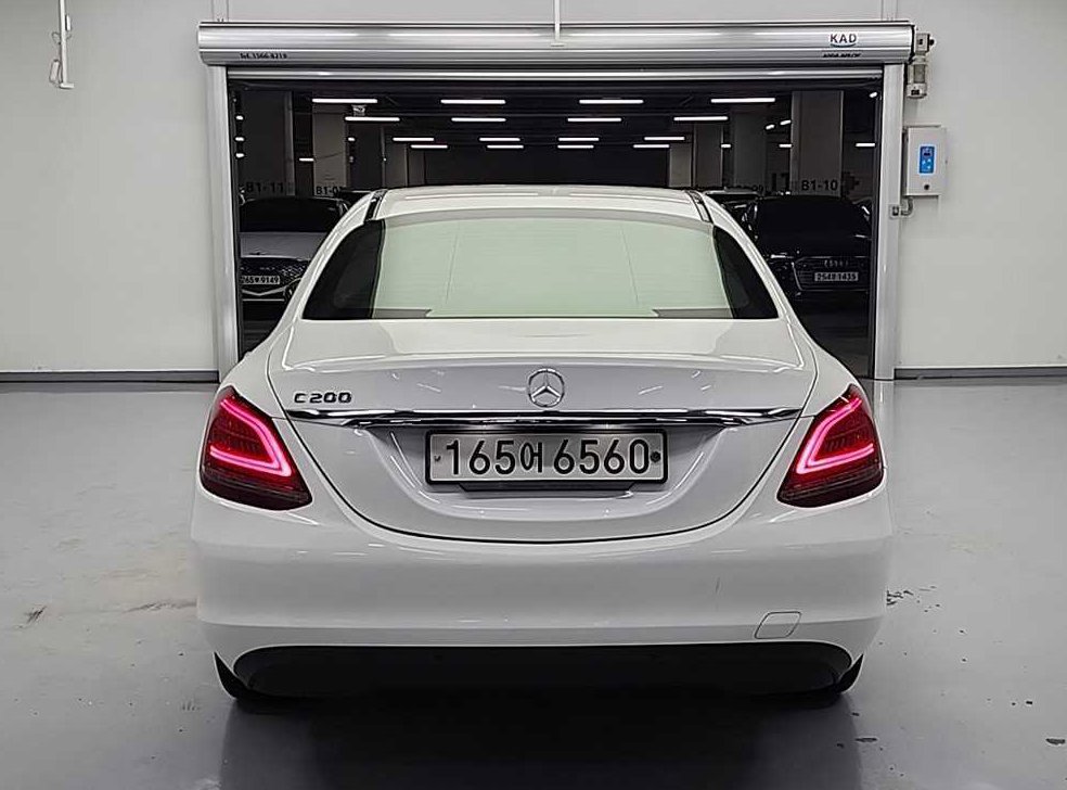 벤츠 C 클래스 C200 사진 3