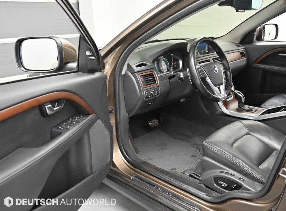 볼보 XC70 D4 사진 11