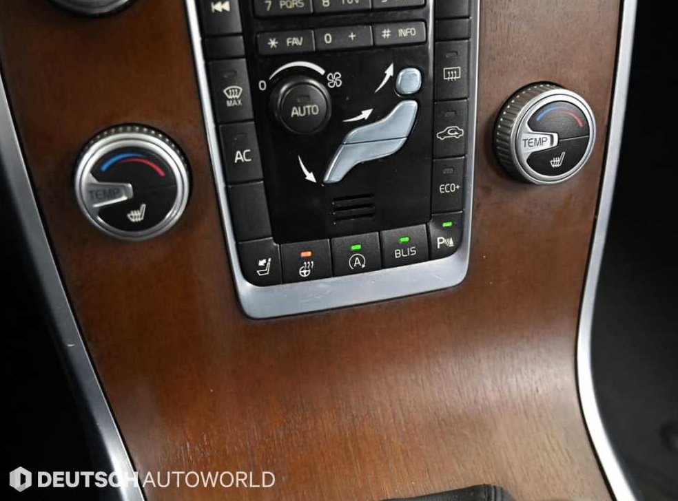 볼보 XC70 D4 사진 17