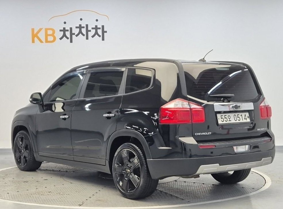 쉐보레 올란도 LPGI 퍼펙트 블랙 사진 2