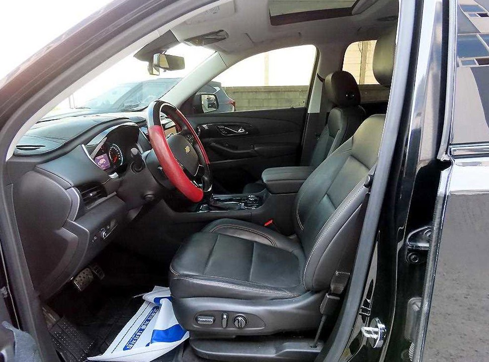쉐보레 트래버스 3.6 AWD 레드라인 사진 5