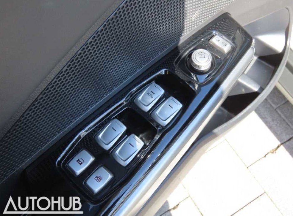 KG모빌리티(쌍용)  티볼리 가솔린 2WD 1.6 VX 사진 13