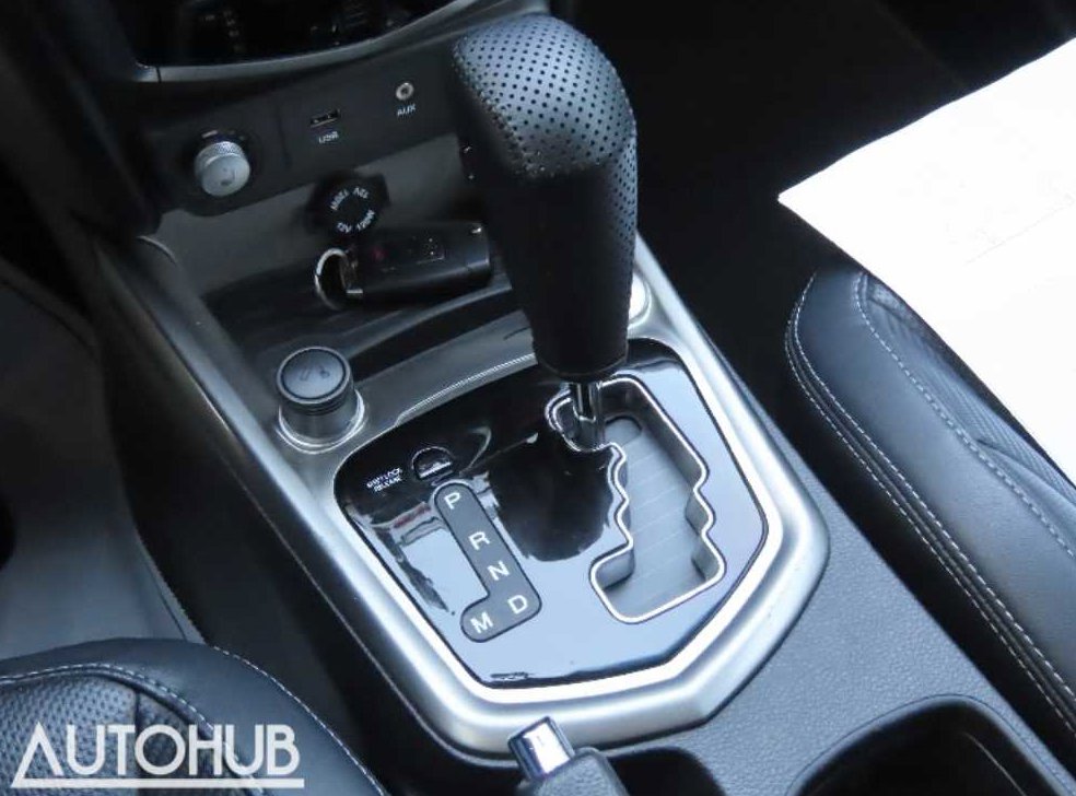 KG모빌리티(쌍용)  티볼리 가솔린 2WD 1.6 VX 사진 7
