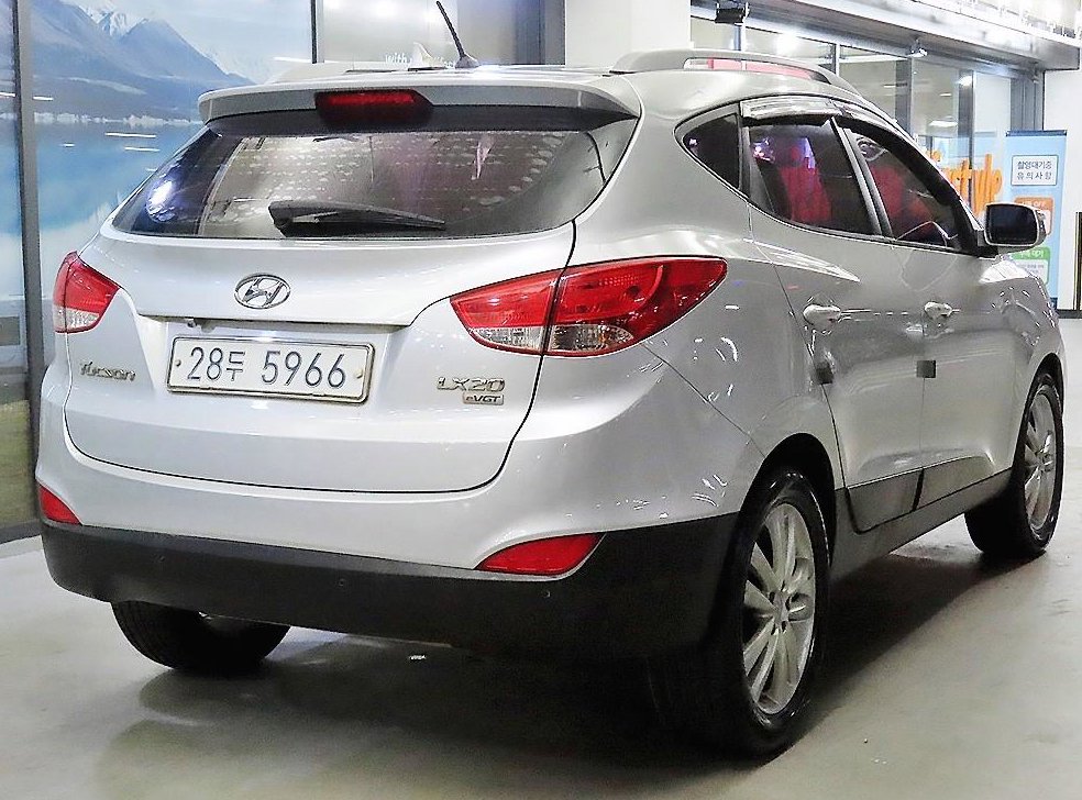 현대 투싼 2WD VGT LX20 사진 4