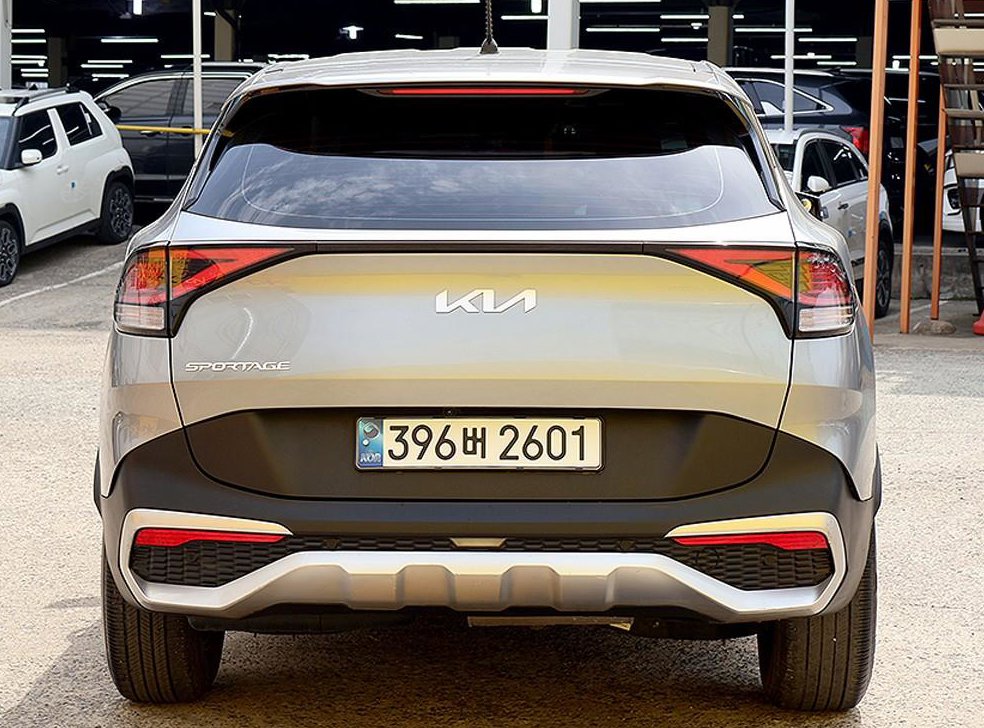 기아 스포티지 2.0 디젤 2WD 사진 3
