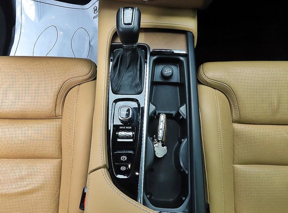 볼보 XC90 2.0 D5 AWD 사진 10