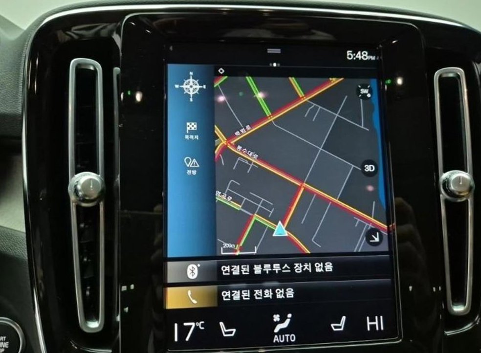 볼보 XC40 B4 AWD 인스크립션 사진 14