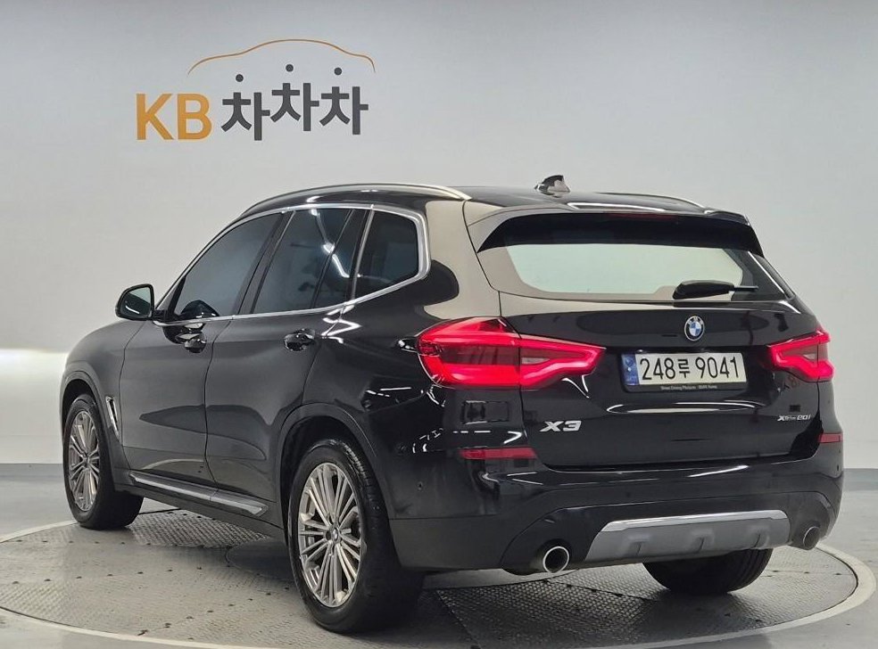 BMW X3 xDrive 20i 럭셔리 사진 2