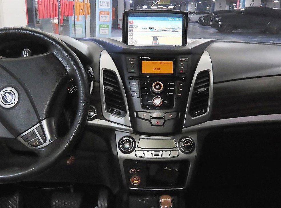 KG모빌리티(쌍용)  코란도 4WD 2.2 RX 사진 11