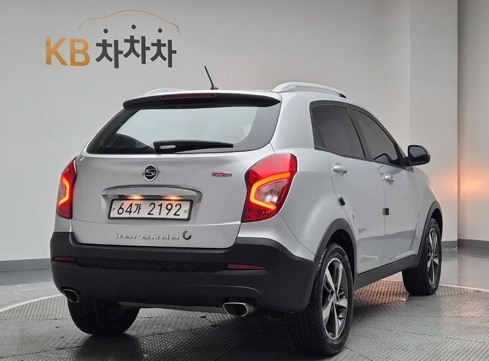 KG모빌리티(쌍용)  코란도 2.2 RX 2WD 사진 3