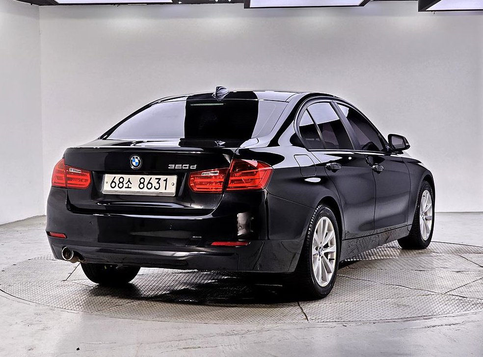 BMW 3시리즈 320d 사진 4