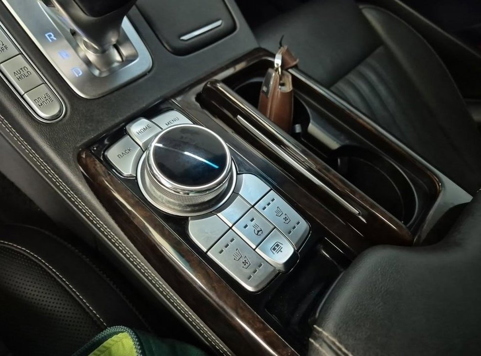제네시스 G90 3.8 GDI AWD 사진 10