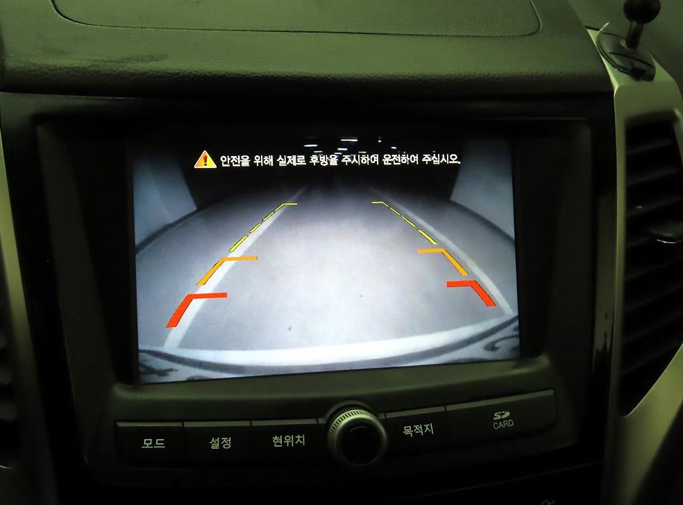 KG모빌리티(쌍용)  티볼리 가솔린 2WD 1.6 LX 사진 14