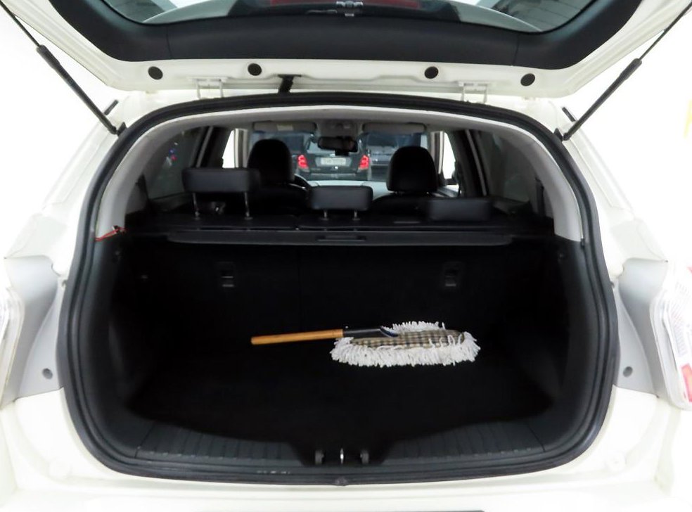 KG모빌리티(쌍용)  티볼리 가솔린 2WD 1.6 LX 사진 15