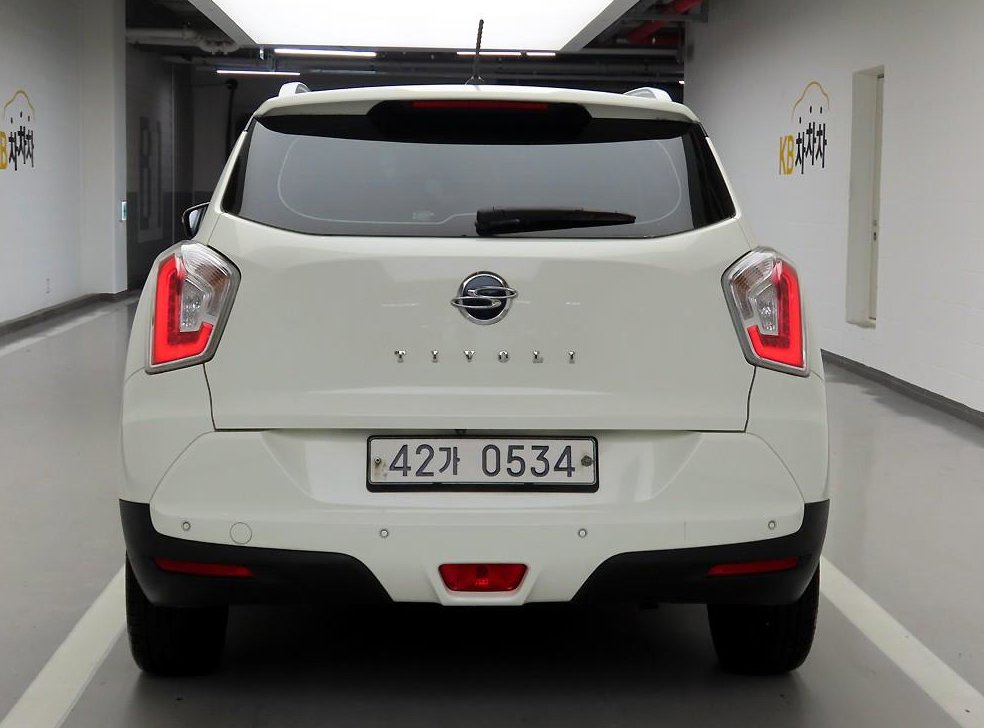 KG모빌리티(쌍용)  티볼리 가솔린 2WD 1.6 LX 사진 3