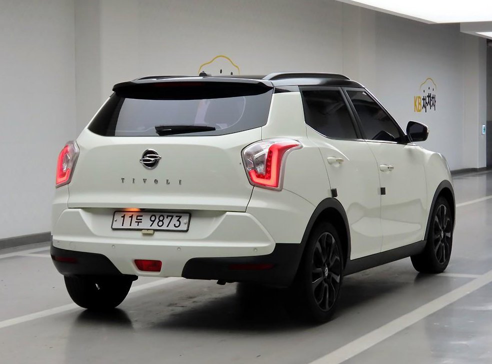 KG모빌리티(쌍용)  티볼리 가솔린 2WD 1.6 LX 사진 4