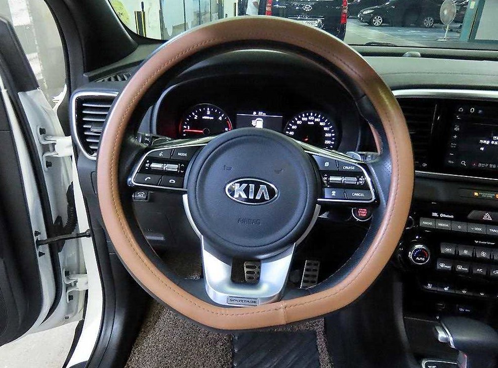 기아 스포티지 2.0 디젤 2WD 사진 8