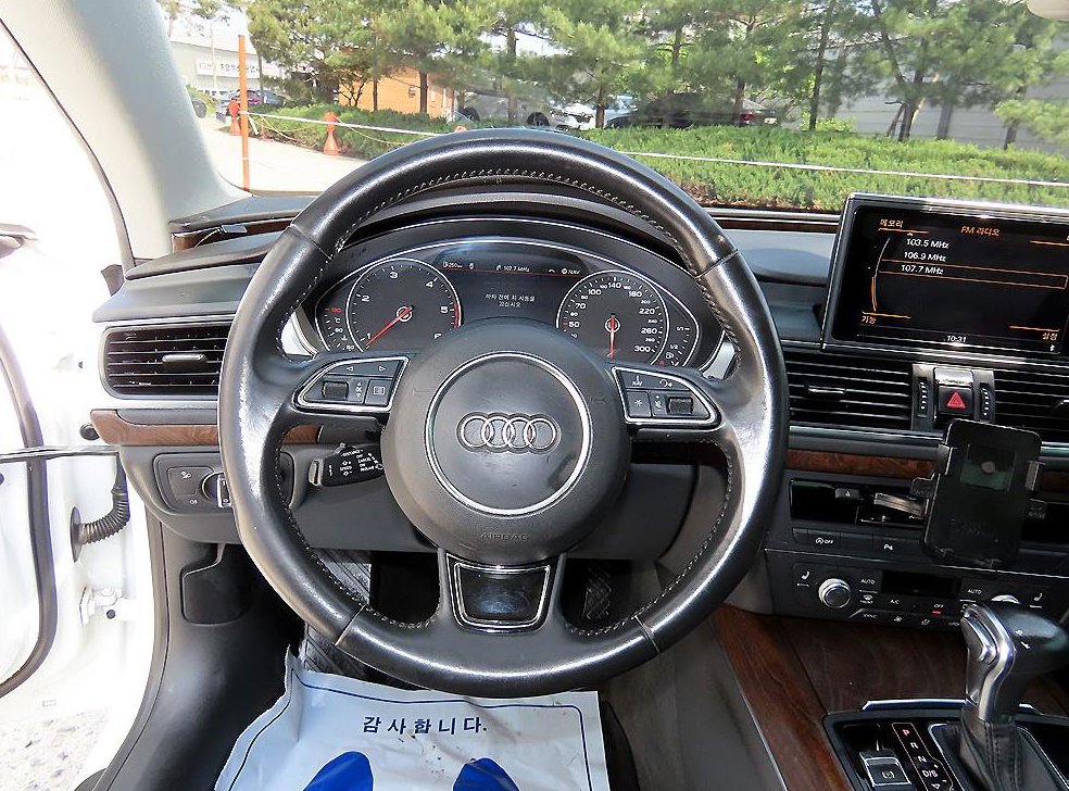 아우디 A7 3.0 TDI 콰트로 다이나믹 사진 8