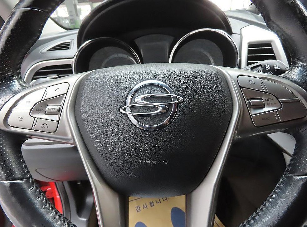 KG모빌리티(쌍용)  티볼리 가솔린 2WD 1.6 LX 사진 16