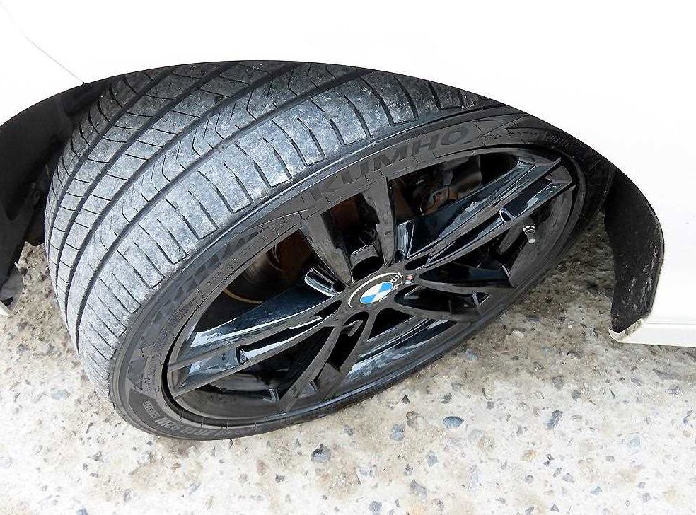 BMW 1시리즈 118d M 스포츠 섀도우 에디션 사진 20