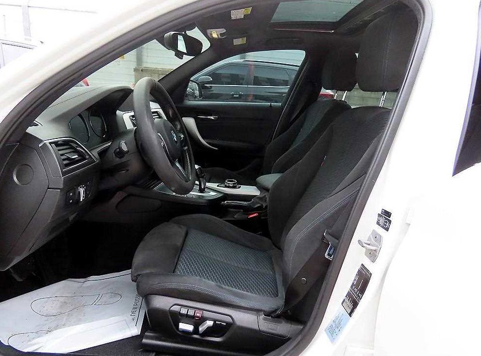 BMW 1시리즈 118d M 스포츠 섀도우 에디션 사진 5
