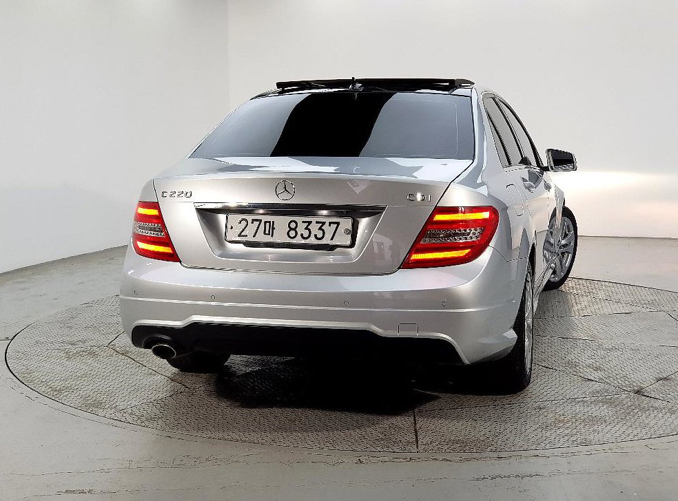 벤츠 C 클래스 C220 CDI 아방가르드 사진 3