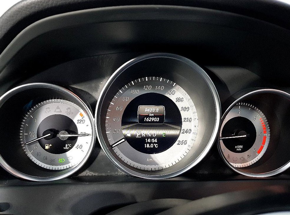 벤츠 C 클래스 C220 CDI 아방가르드 사진 7